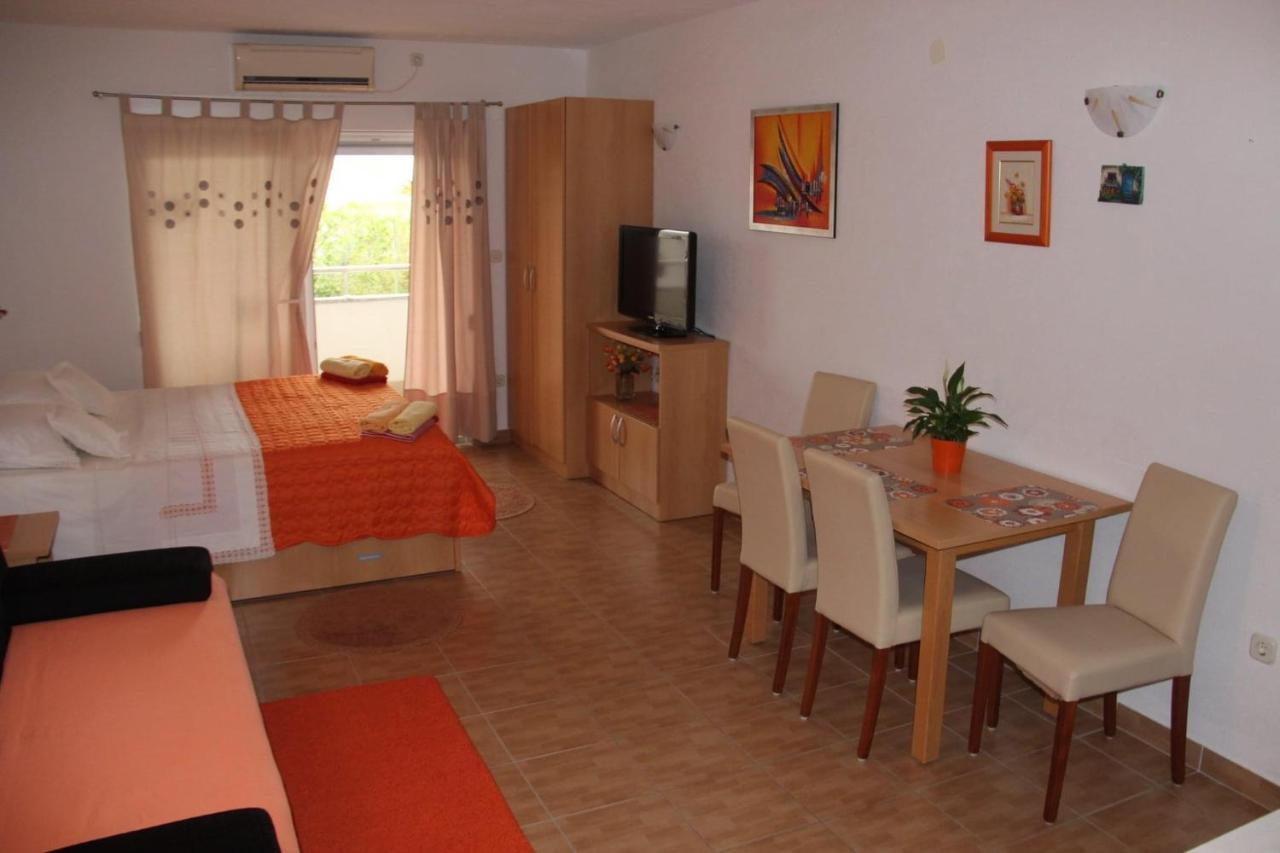 Apartmani Nima Тучепи Экстерьер фото